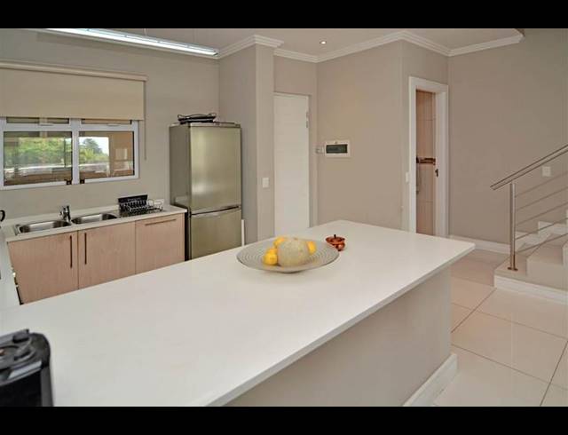 3 BEDROOM PROPERTY TO RENT IN BRYANSTON